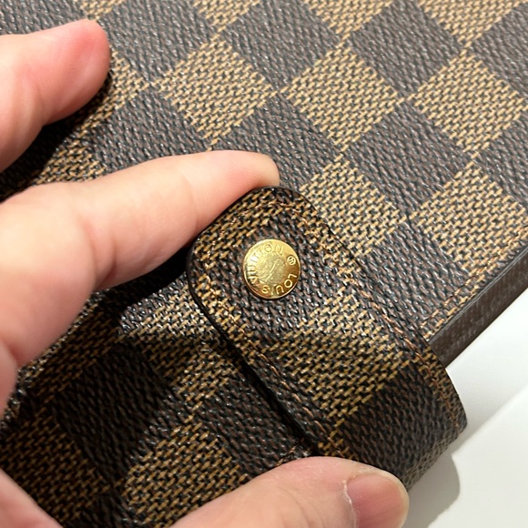 Authentic Louis Vuitton MM Agenda - Picture 5 of 8
